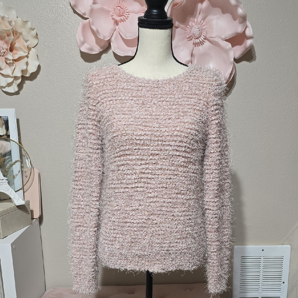 Jennifer Lopez Soft Pink Textured Sweater